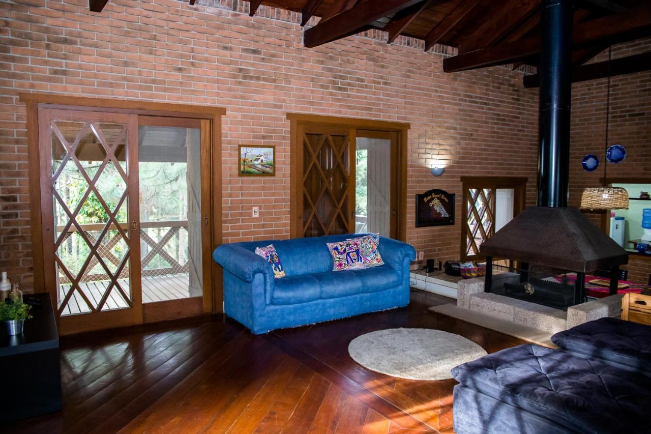 Bed & Breakfast Om + Viamao